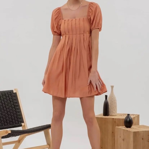 Blu Pepper Dusty Apricot Square Neck Puff Sleeve Pleated Mini Dress - Picture 2 of 6